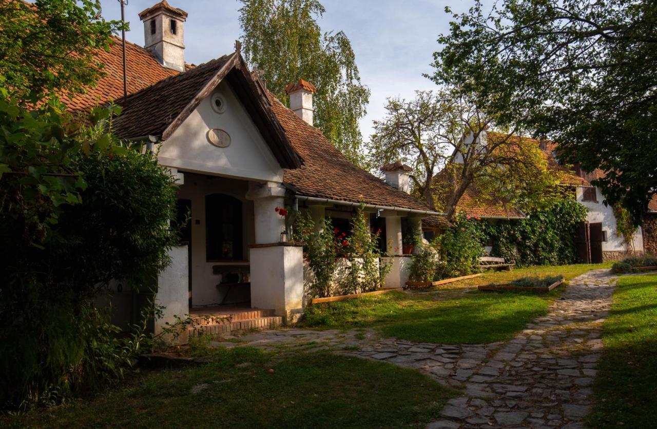 Count Kalnoky'S Transylvanian Guesthouses Miclosoara Exterior foto